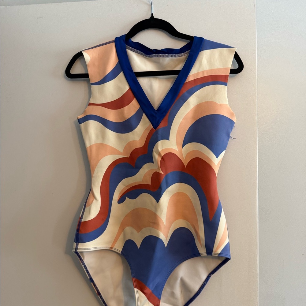 See a one piece medium